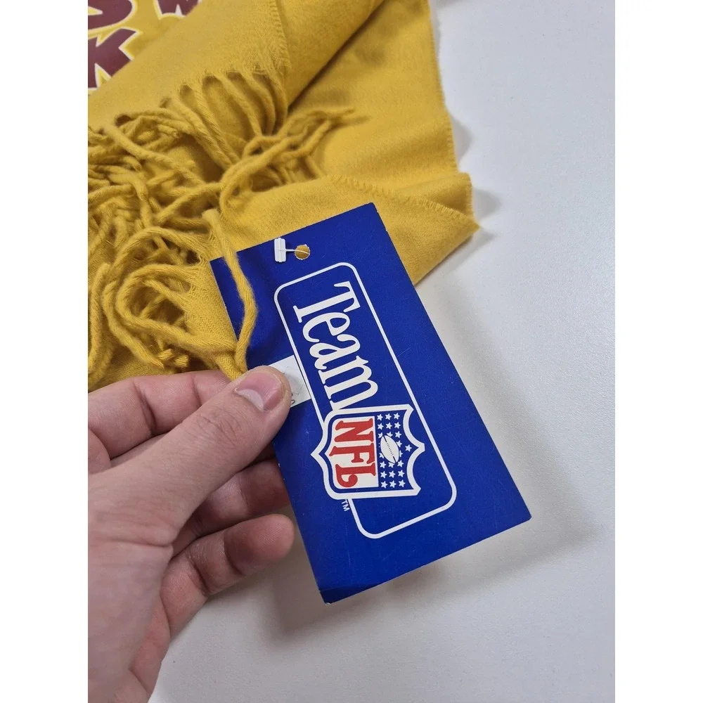 VTG Washington Redskins Scarf Mens One Size Gold NFL Football Team NFL Fringe